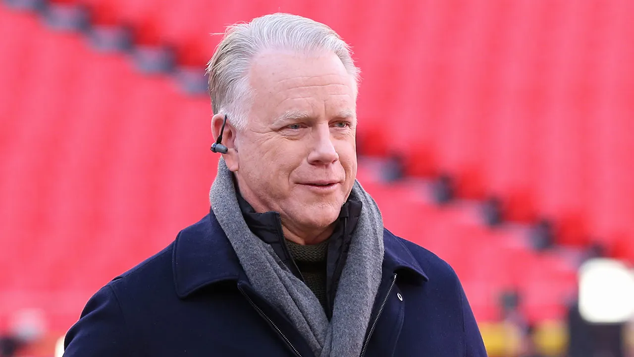 Boomer Esiason Net Worth: Inside the Life and Career of the NFL Star Turned Broadcaster