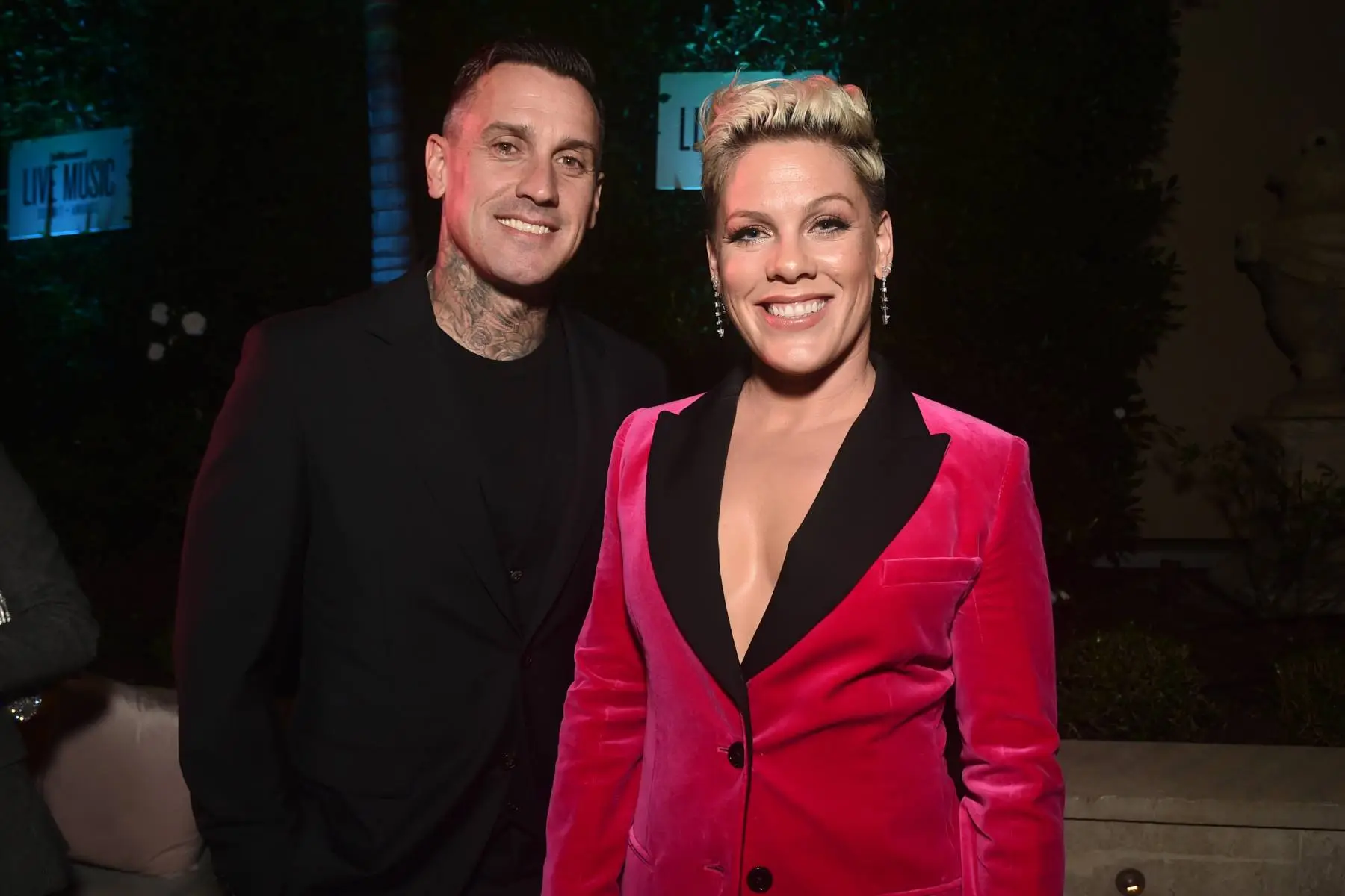 What Is Carey Hart Net Worth?