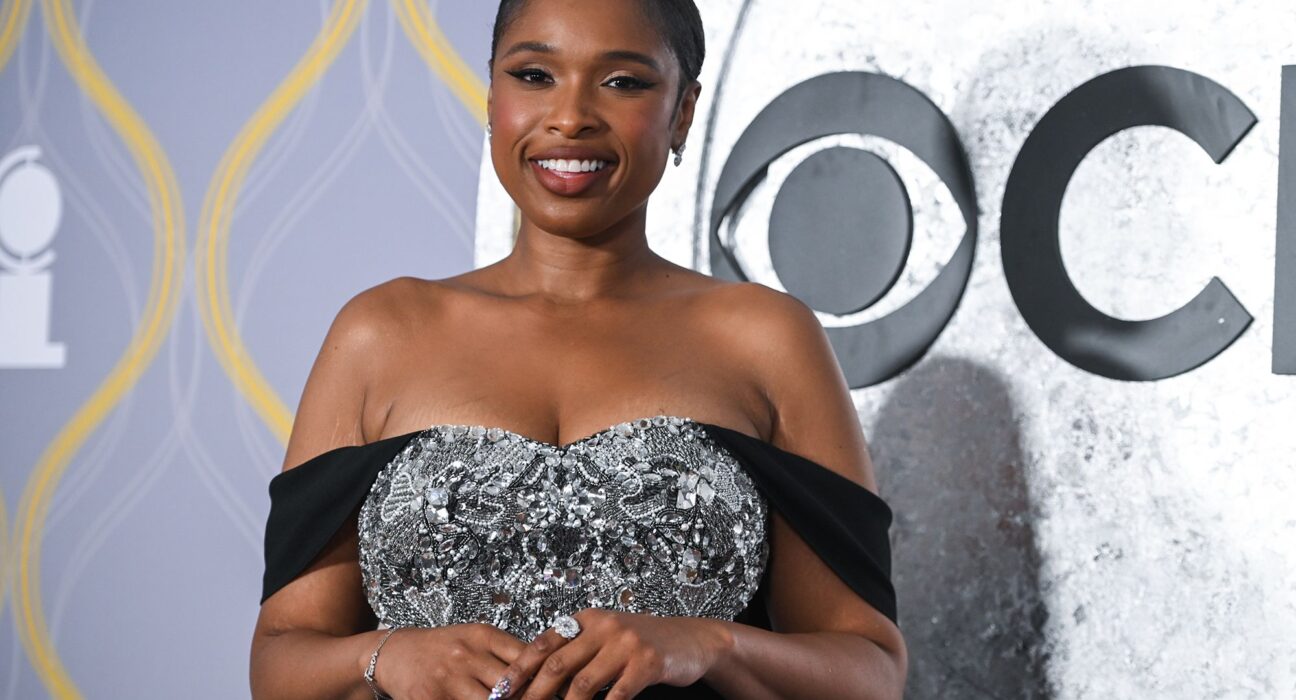 Jennifer Hudson Net Worth - Sacco Trend Magazine Jennifer Hudson Net Worth