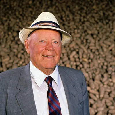J.R. Simplot - Sacco Trend Magazine What Was J.R. Simplot Net Worth?