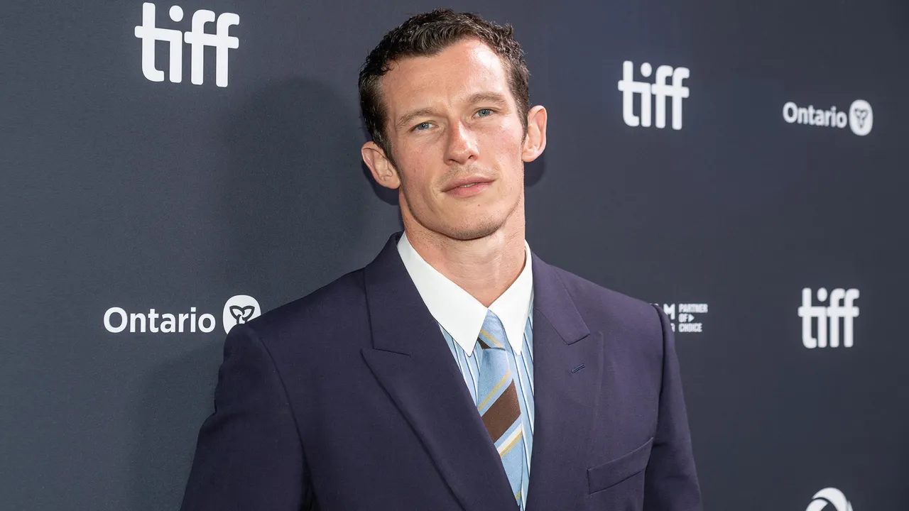 Callum Turner Net Worth