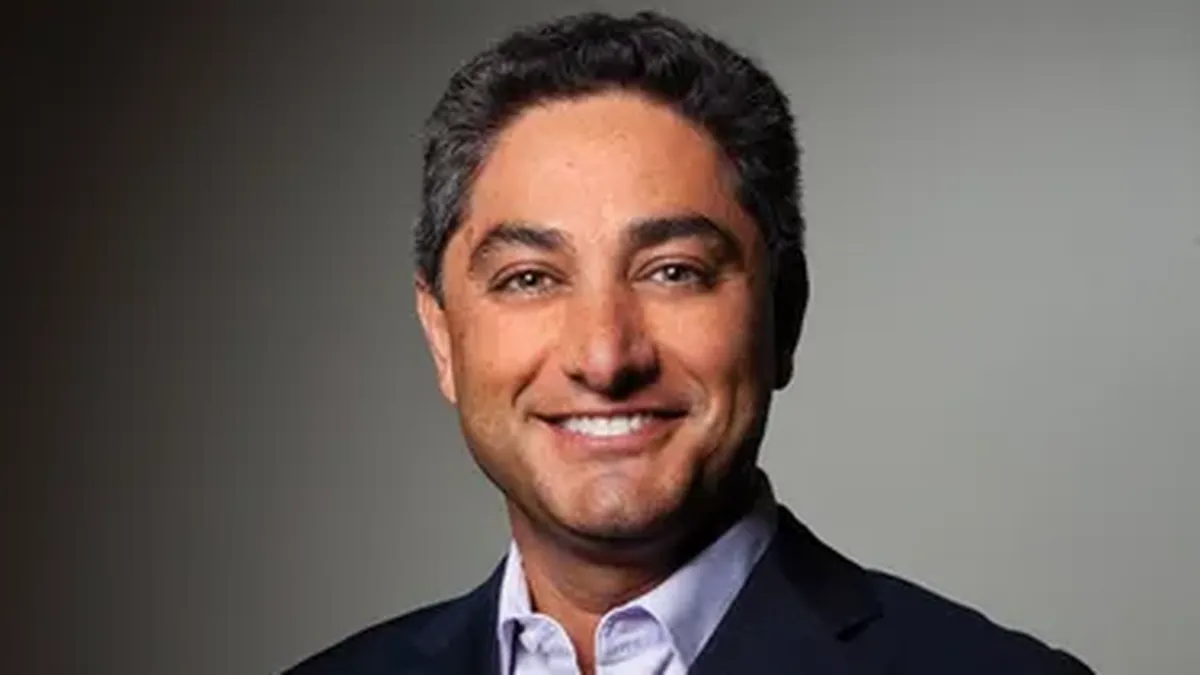 Antonio Gracias Net Worth - Sacco Trend Magazine Antonio Gracias Net Worth