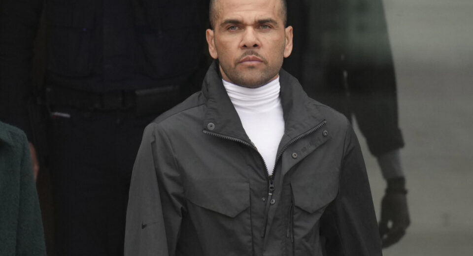Dani Alves Net Worth