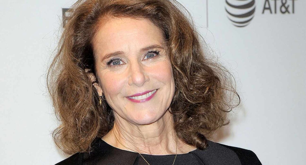 Debra Winger Net Worth